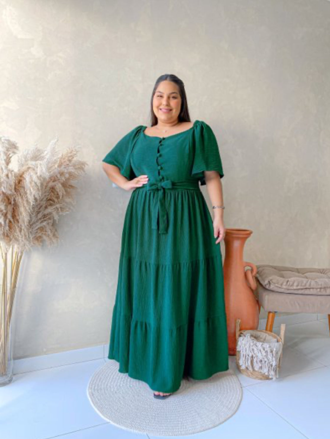 Vestido Longo Verde Esmeralda, com botões funcionais
