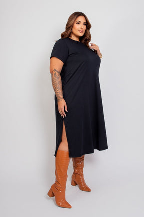 Vestido Midi Amplo Manga Curta com Fenda Lateral