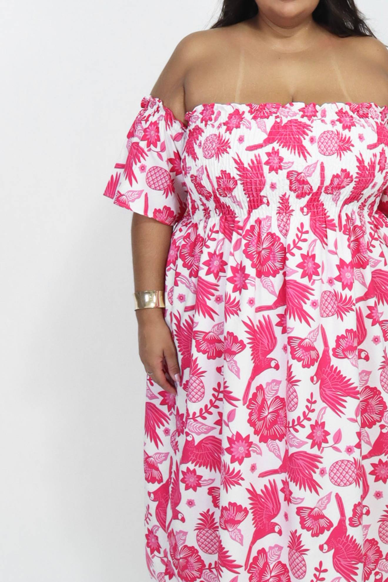 Vestido Midi Ombro a Ombro com Mangas Diana