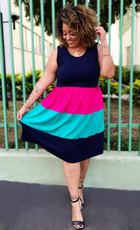 Vestido Regata Alça Larga Três Babados